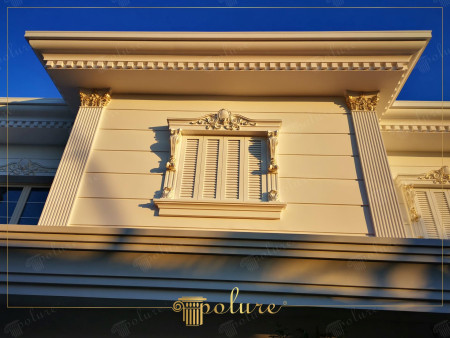 Katmanlı Söve ve Pilaster Sütunlarla Villa Dış Cephe Detayları