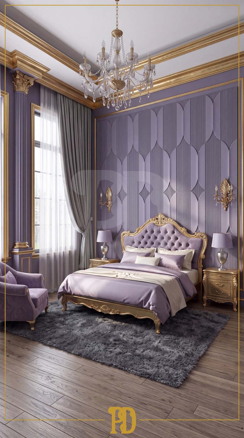 Lila ve Altın Detaylı Klasik Yatak Odasında Pilaster Sütunlu Tasarım