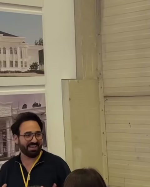Klasik Sütunlu Fuar Tasarımı ile Zarif Mekânlar — 0:26