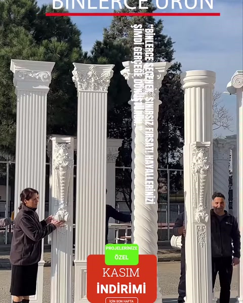 Farklı sütun modelleri dış mekânda yan yana sergileniyor