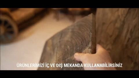 Dekoratif kütük ucundaki halka ve çatlak desenleri yakından görülüyor.