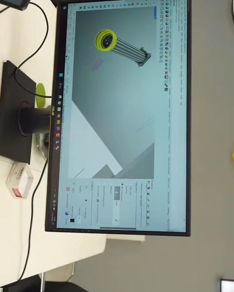 Ekranda dekoratif sütun profiline ait üç boyutlu model bulunuyor