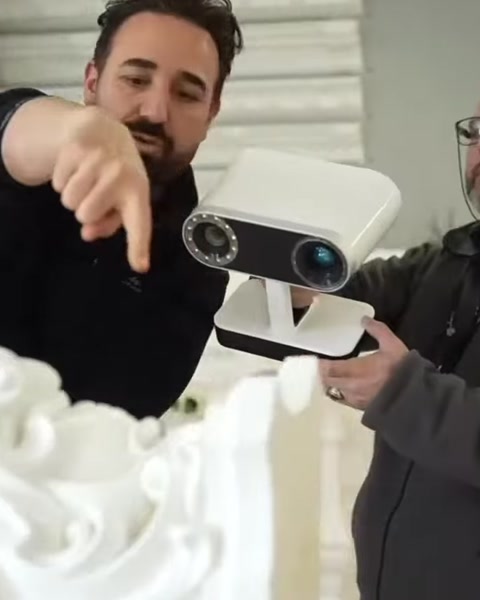 Polure Poliüretan SÜtun Söve Katsilmesi Dekoratif Ürünler ve Teknik Ekibi ile Fuar Stand Uygulama — 0:14