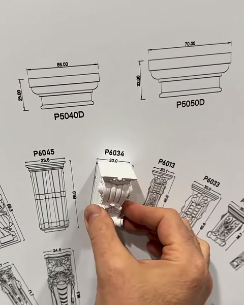 Kademeli sütun başlığı numunesi teknik katalog üzerinde gösteriliyor